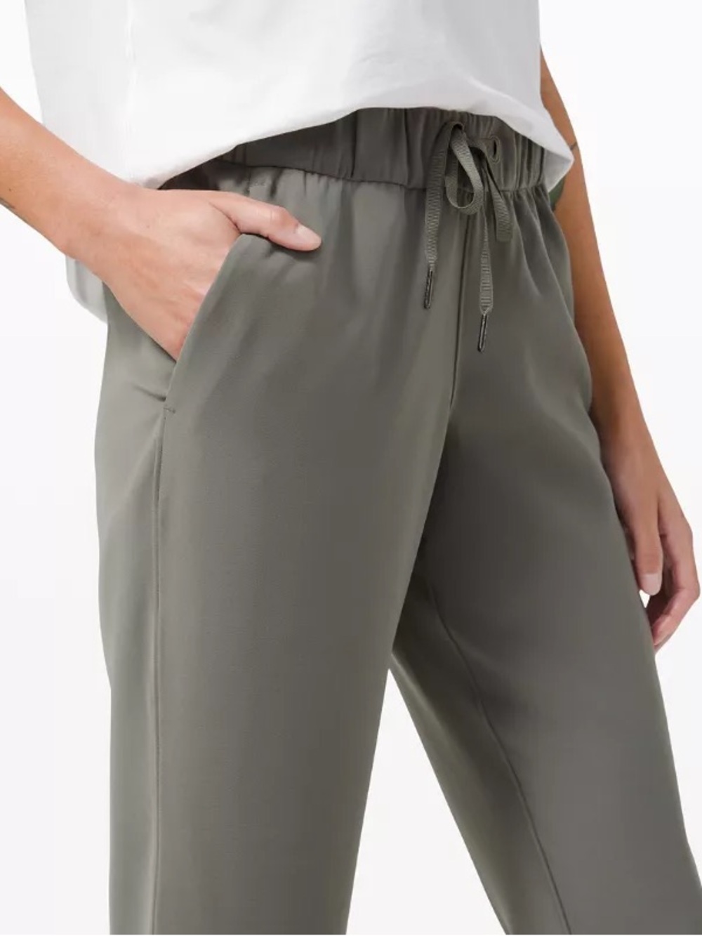 Lululemon Women’s On The Fly Joggers Size 8 Olive Green
